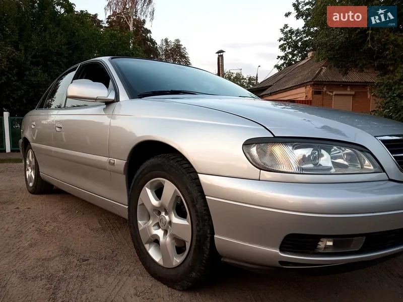 Opel Omega 2003