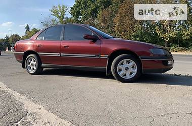 Седан Opel Omega 1998 в Тернополе