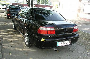 Седан Opel Omega 2001 в Черкассах