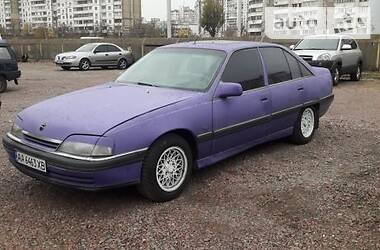 Седан Opel Omega 1991 в Києві