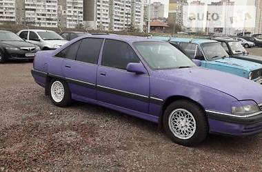 Седан Opel Omega 1991 в Києві