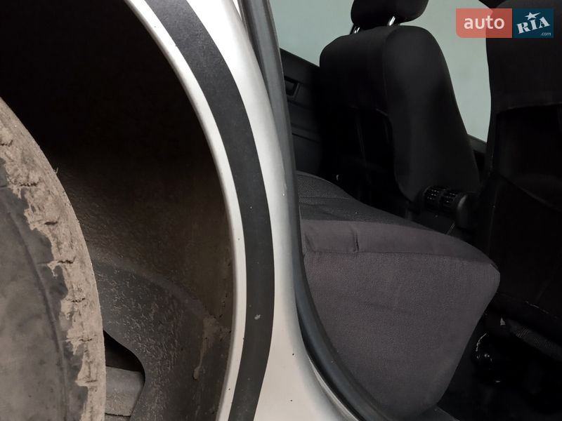 Седан Opel Omega 2003 в Черкасах