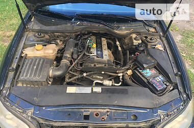 Седан Opel Omega 2003 в 