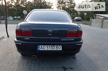Седан Opel Omega 1998 в 
