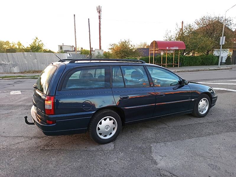 Універсал Opel Omega 2002 в Луцьку