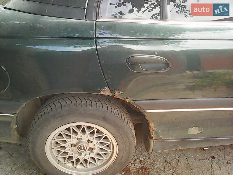 Седан Opel Omega 1996 в Кропивницком