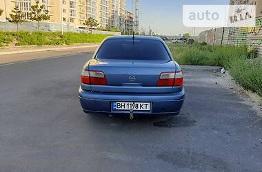 Седан Opel Omega 2000 в Николаеве