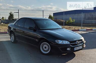 Седан Opel Omega 1995 в Виннице