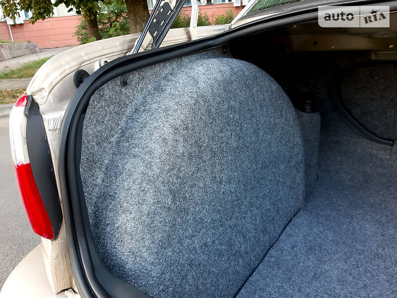 Седан Opel Omega 2000 в Дніпрі