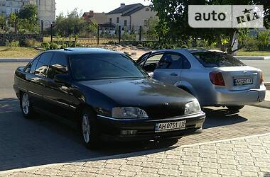 Седан Opel Omega 1993 в Мариуполе