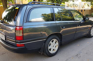 Універсал Opel Omega 1995 в 