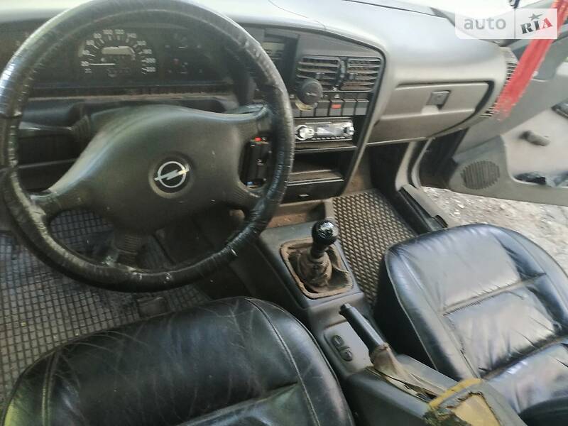 Універсал Opel Omega 1988 в Золотоноші фото 7 Універсал Opel Omega 1988 в Золотоноші