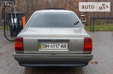 Седан Opel Omega 1988 в Сумах