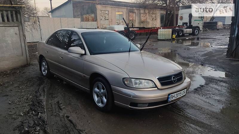 Седан Opel Omega 2000 в Одессе