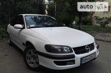 Седан Opel Omega 1996 в Бару