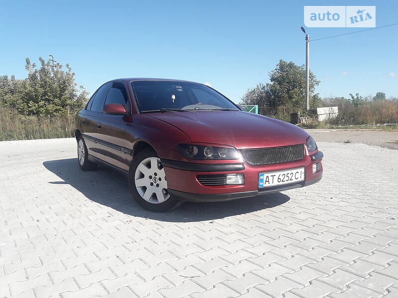 Седан Opel Omega 1994 в Львове