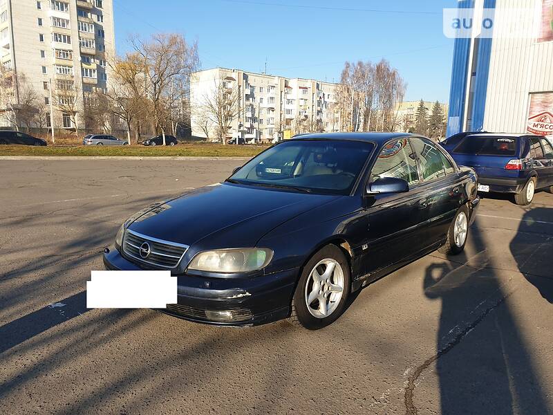 Седан Opel Omega 2000 в Дрогобыче