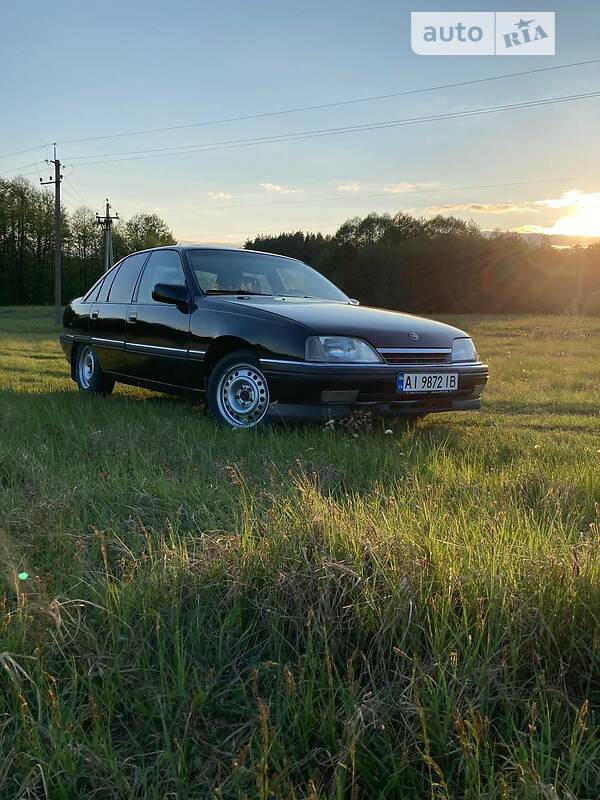 Седан Opel Omega 1990 в Радомышле