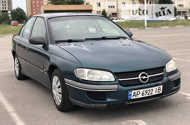 Седан Opel Omega 1997 в Запоріжжі