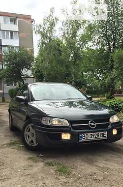 Седан Opel Omega 1997 в Кременце