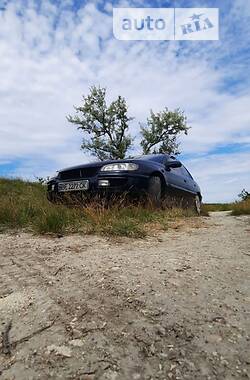 Седан Opel Omega 1996 в Николаеве