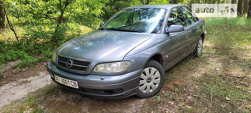 Седан Opel Omega 2002 в Малине