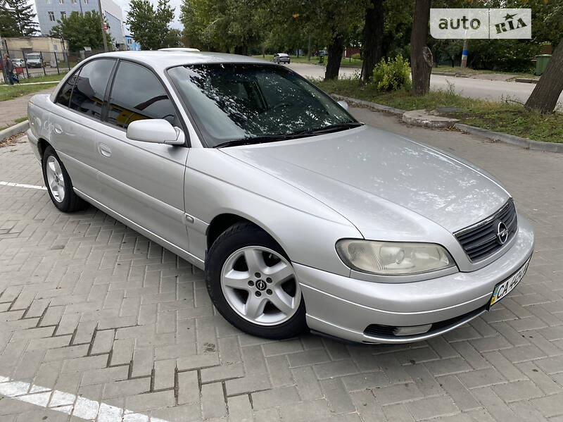 Седан Opel Omega 2001 в Черкассах