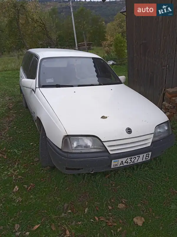 Opel Omega 1986