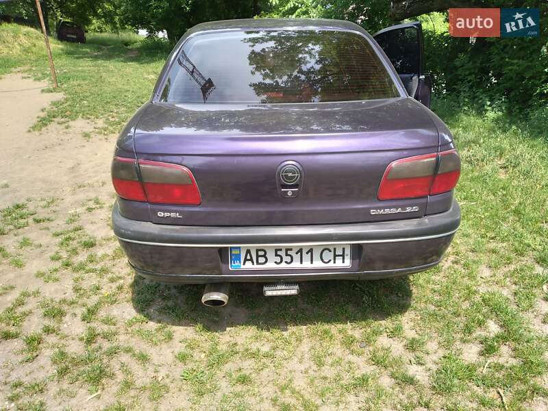 Седан Opel Omega 1995 в Жмеринке