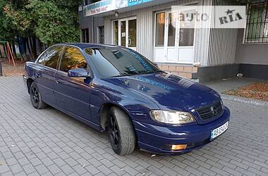Седан Opel Omega 2000 в Виннице