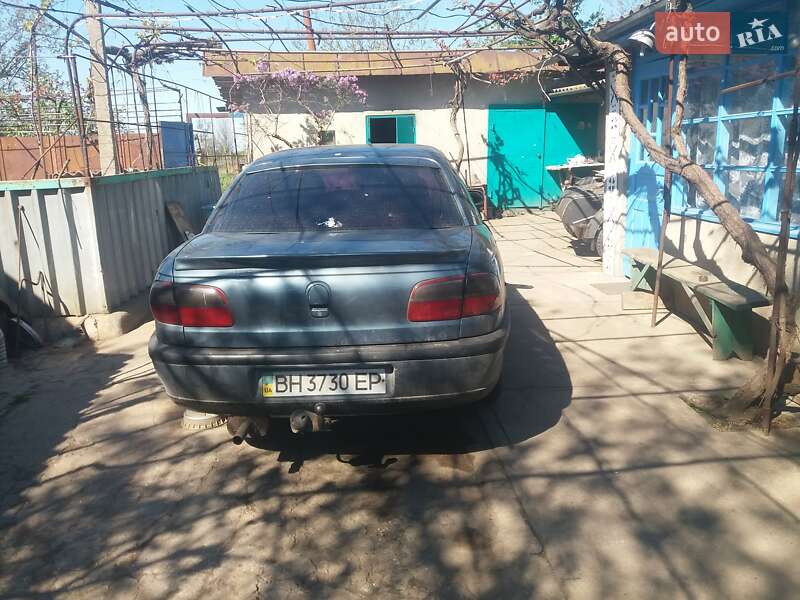 Седан Opel Omega 1997 в Одессе