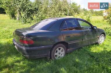 Седан Opel Omega 1996 в Луцке