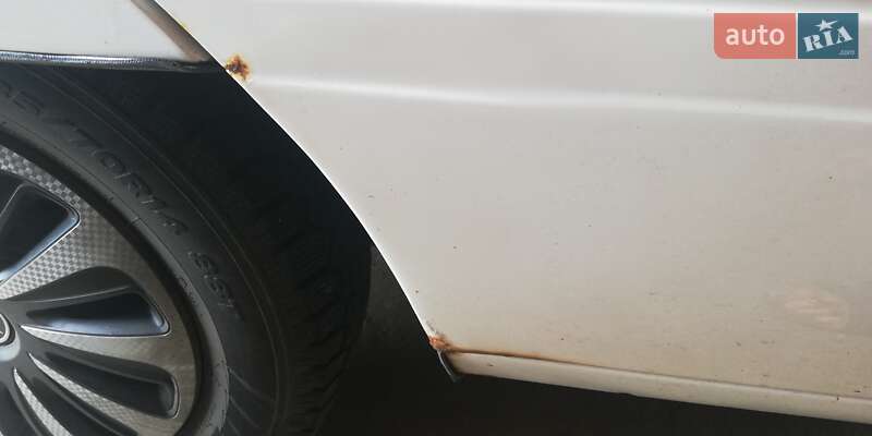 Седан Opel Omega 1987 в Калуші