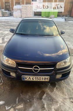 Седан Opel Omega 1999 в Киеве