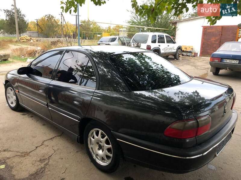 Седан Opel Omega 1996 в Коблеве