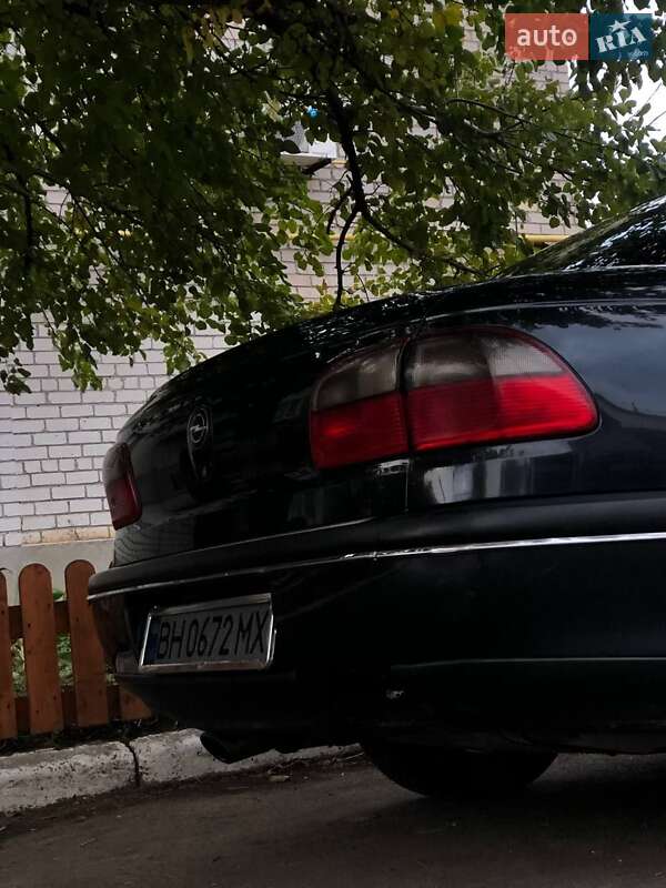 Седан Opel Omega 1996 в Коблеве