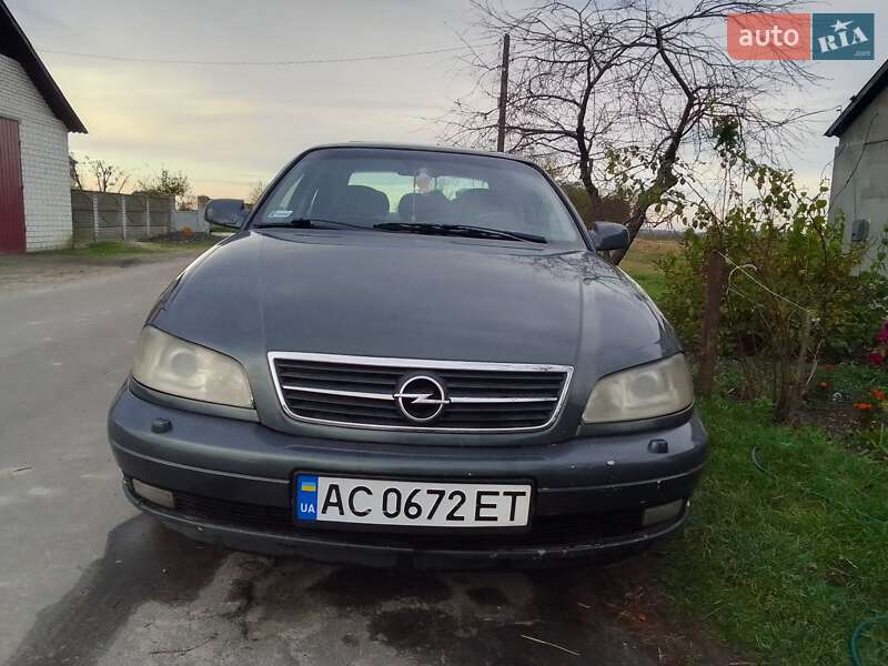 Opel Omega 2002