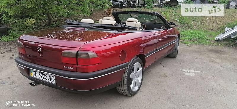 Седан Opel Omega 1995 в Черновцах