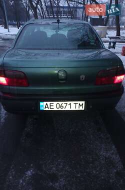 Седан Opel Omega 1998 в Покровске