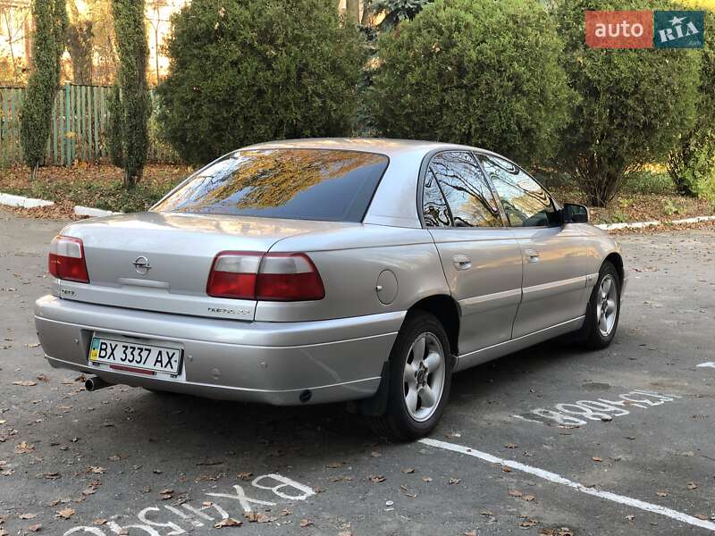Седан Opel Omega 2002 в Хмельницькому