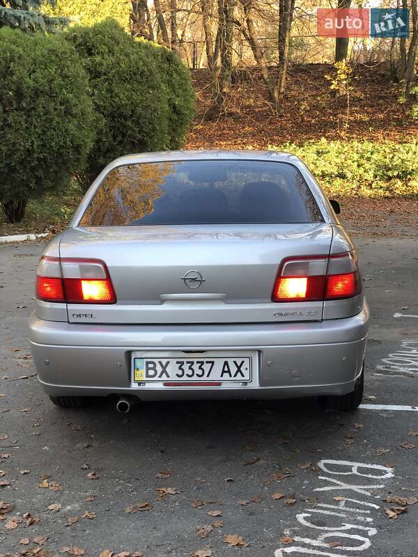 Седан Opel Omega 2002 в Хмельницькому