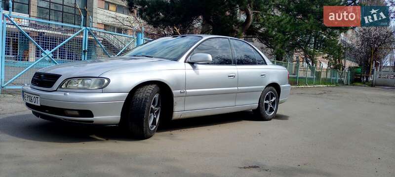 Opel Omega 2001