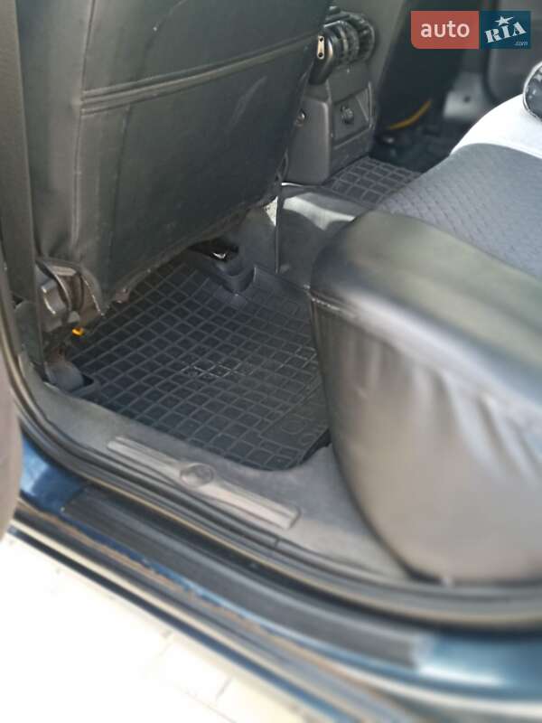 Седан Opel Omega 2001 в Запорожье фото 36 Седан Opel Omega 2001 в Запорожье