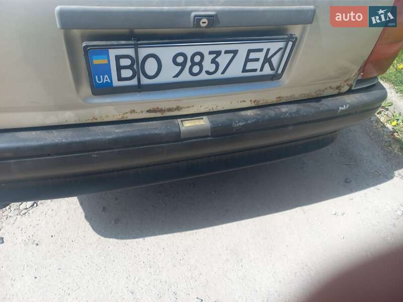 Седан Opel Omega 1988 в Тернополе