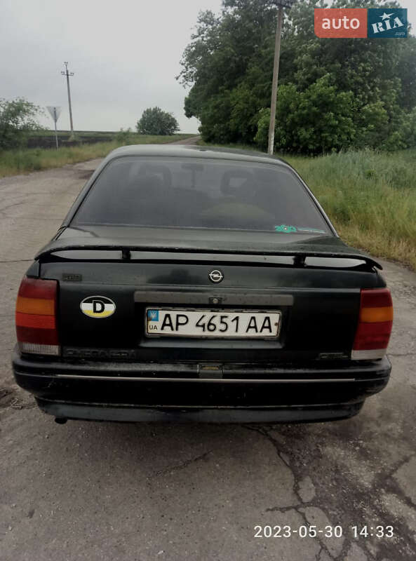 Седан Opel Omega 1989 в Запоріжжі