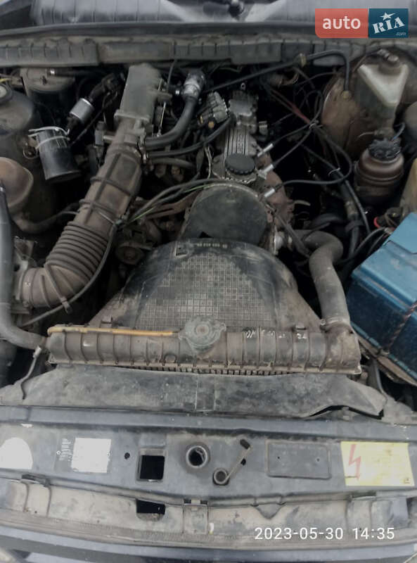 Седан Opel Omega 1989 в Запоріжжі