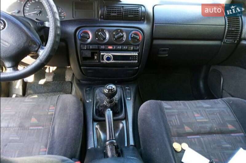 Универсал Opel Omega 1998 в Сумах