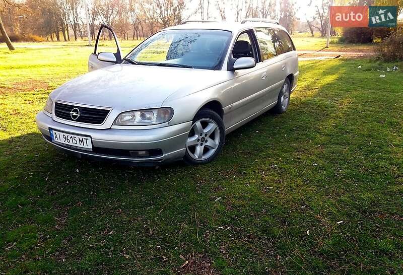 Opel Omega 2000