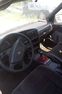 Седан Opel Omega 1987 в Миргороде