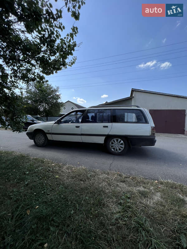 Универсал Opel Omega 1987 в Каменец-Подольском фото 3 Универсал Opel Omega 1987 в Каменец-Подольском
